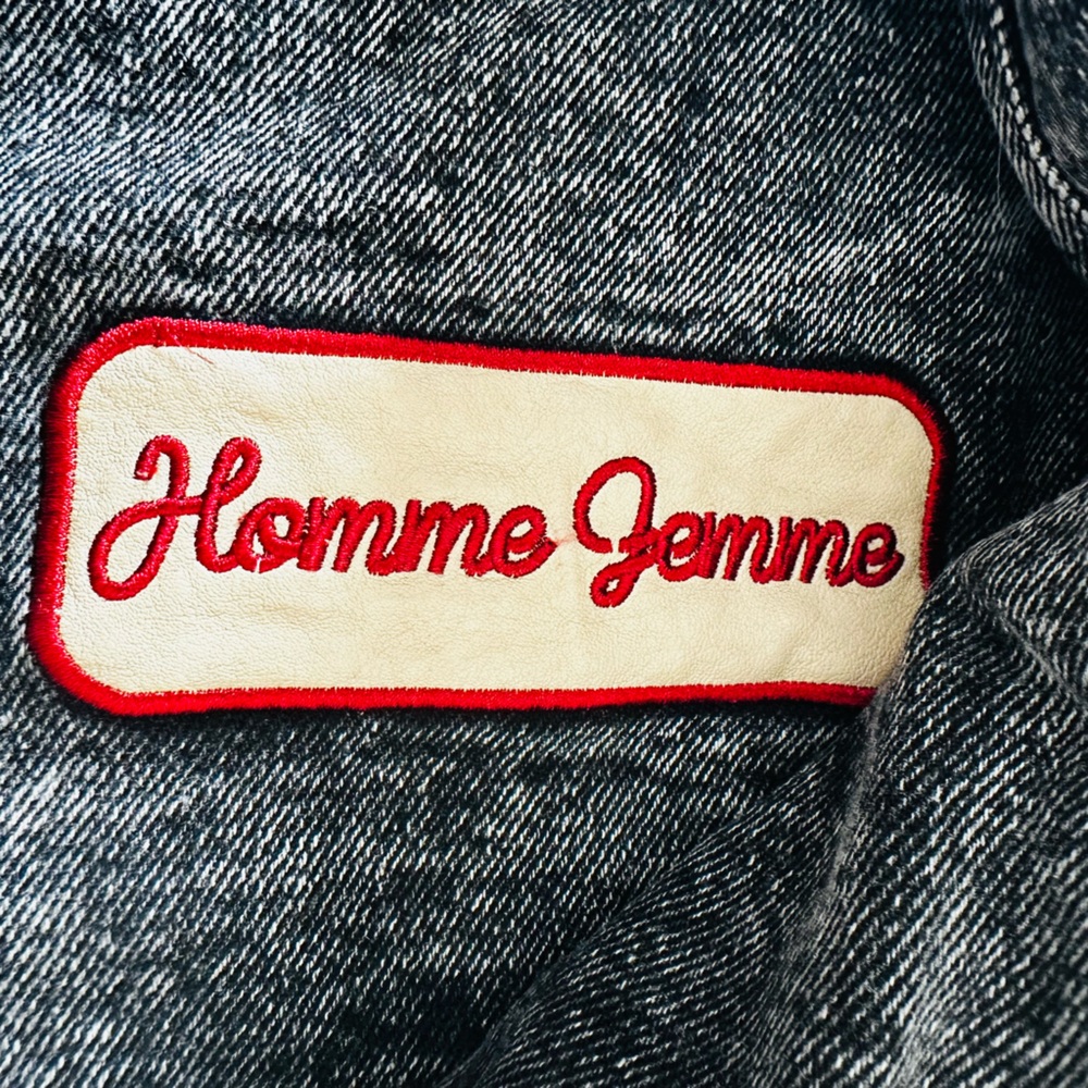 Homme Femme NWT Men’s/Women’s Black Denim Jacket Sz S 22”P2P - Picture 5 of 10